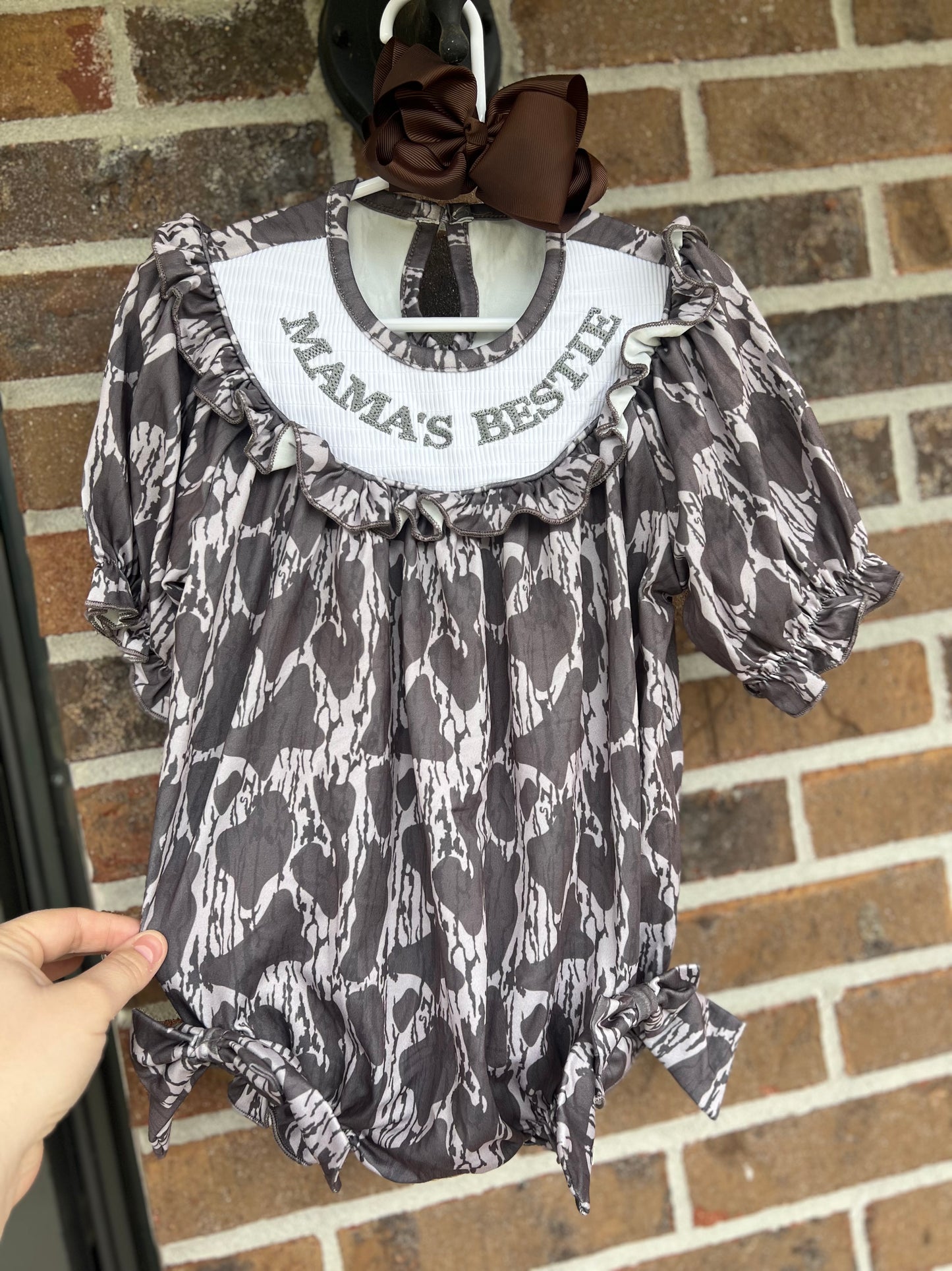 Mamas bestie camo
